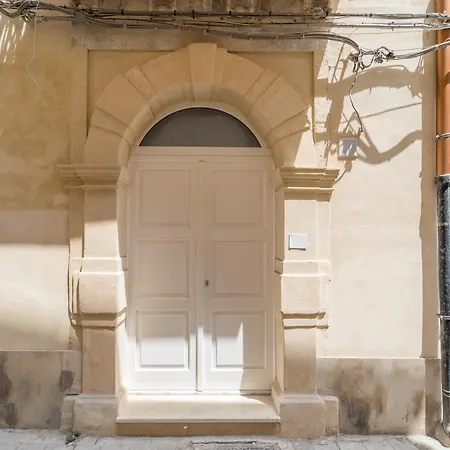 Apartment Elegant & Ortigia